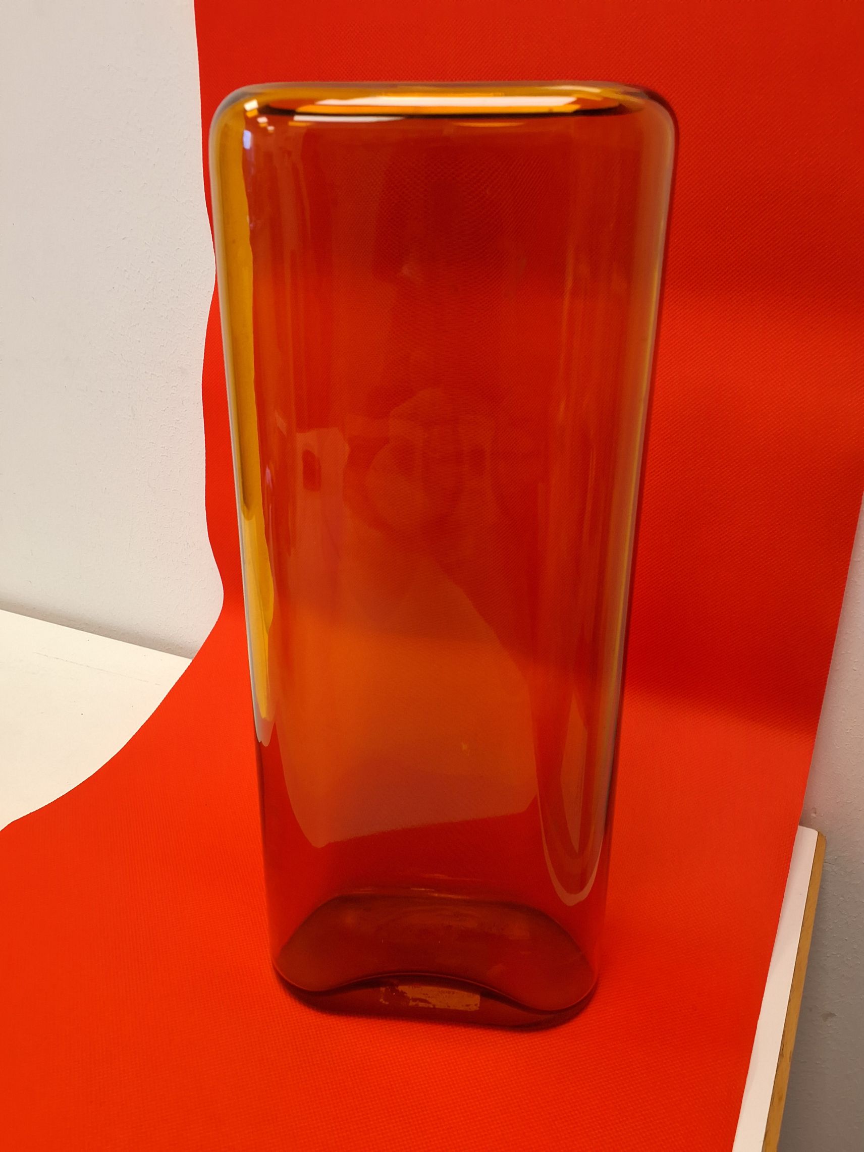 Vase brun